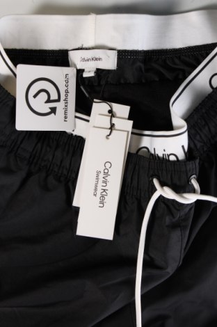 Costume de baie pentru bărbați Calvin Klein, Mărime S, Culoare Negru, Preț 246,99 Lei