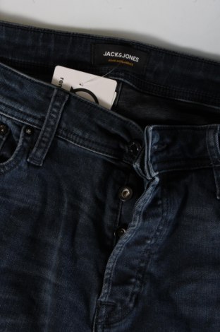 Męskie jeansy Jack & Jones, Rozmiar M, Kolor Niebieski, Cena 69,99 zł