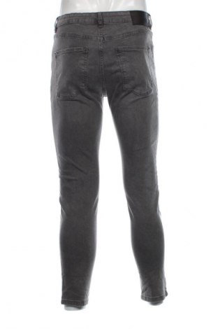 Herren Jeans Review, Größe M, Farbe Grau, Preis 10,49 €