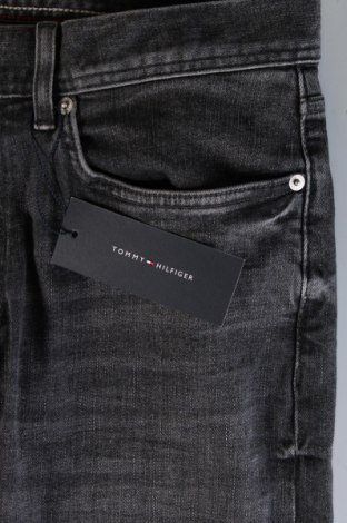 Pánske džínsy  Tommy Hilfiger, Veľkosť M, Farba Sivá, Cena  112,95 €