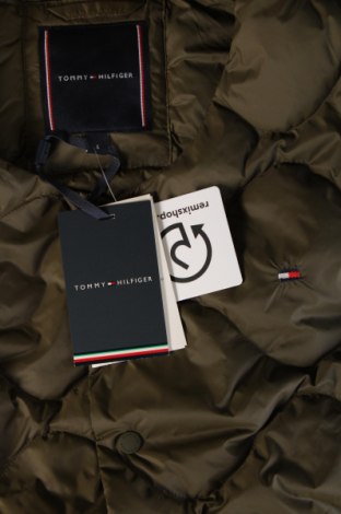 Pánská vesta  Tommy Hilfiger, Velikost L, Barva Zelená, Cena  4 769,00 Kč