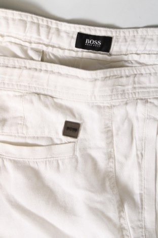 Herren Shorts BOSS, Größe M, Farbe Weiß, Preis 34,49 €