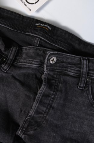 Męskie szorty Jack & Jones, Rozmiar L, Kolor Czarny, Cena 54,99 zł