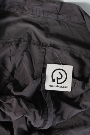 Pantaloni scurți de bărbați Quechua, Mărime M, Culoare Gri, Preț 31,99 Lei