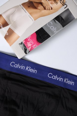 Set de bărbați Calvin Klein, Mărime XL, Culoare Multicolor, Preț 226,99 Lei