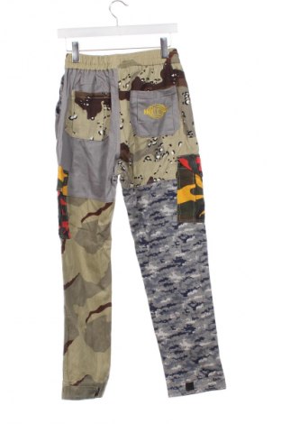 Pantaloni de bărbați, Mărime S, Culoare Multicolor, Preț 38,99 Lei