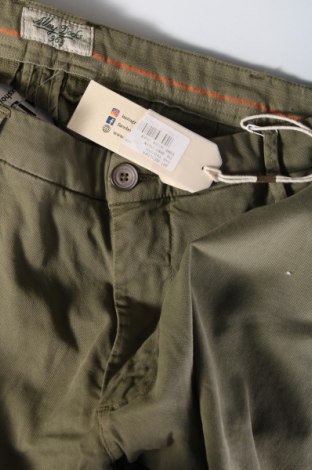 Herrenhose Alley Docks, Größe XL, Farbe Grün, Preis 80,99 €