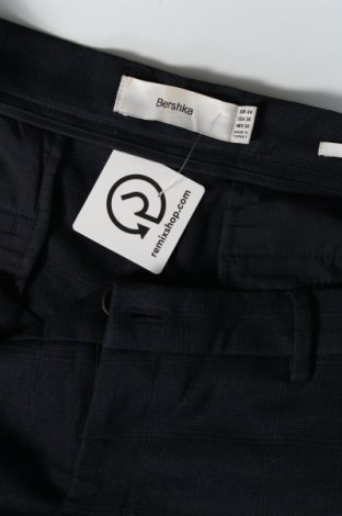 Pantaloni de bărbați Bershka, Mărime M, Culoare Albastru, Preț 51,99 Lei