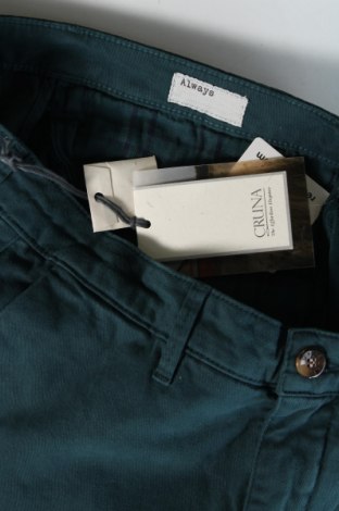 Herrenhose Cruna, Größe M, Farbe Grün, Preis € 88,49