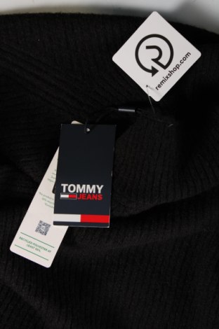 Pánský svetr  Tommy Jeans, Velikost M, Barva Černá, Cena  2 909,00 Kč