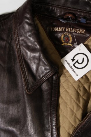 Мъжко кожено яке Tommy Hilfiger, Размер L, Цвят Кафяв, Цена 320,98 лв.