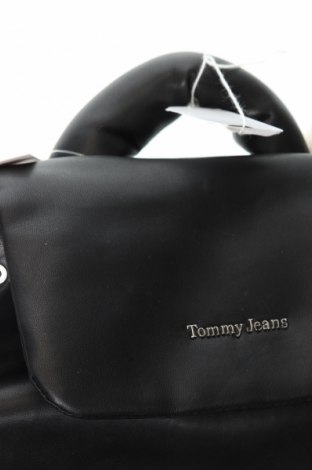 Ruksak  Tommy Jeans, Barva Černá, Cena  2 909,00 Kč