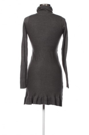 Kleid, Größe M, Farbe Grau, Preis 23,53 €