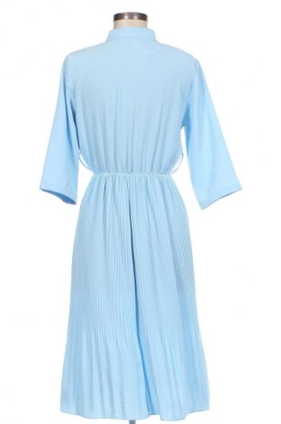 Kleid, Größe M, Farbe Blau, Preis € 11,22