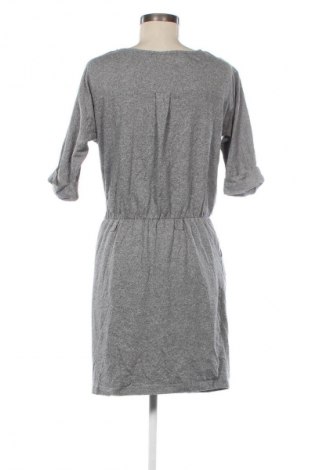 Kleid, Größe M, Farbe Grau, Preis € 9,49