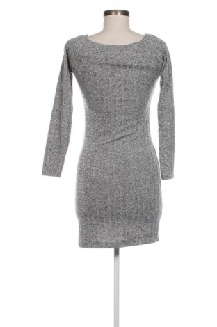 Kleid, Größe M, Farbe Grau, Preis 6,49 €