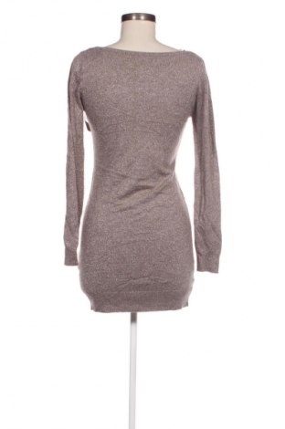 Kleid, Größe M, Farbe Silber, Preis € 8,49