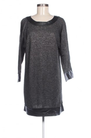 Kleid, Größe XL, Farbe Silber, Preis 20,49 €