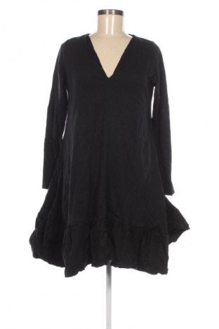 Kleid, Größe M, Farbe Schwarz, Preis € 6,49