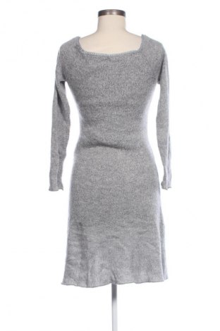 Kleid, Größe S, Farbe Grau, Preis € 9,49