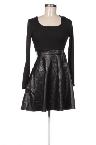 Kleid, Größe S, Farbe Schwarz, Preis € 8,49