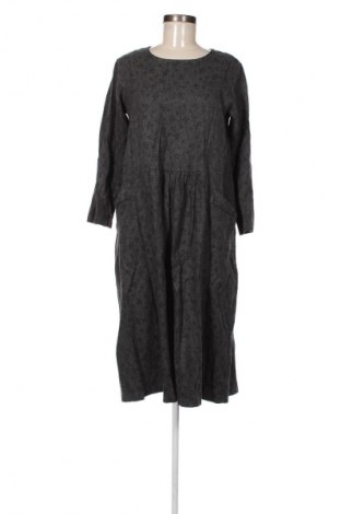 Kleid 158c, Größe M, Farbe Grau, Preis 8,24 €