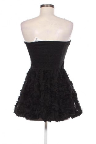 Rochie Bershka, Mărime L, Culoare Negru, Preț 33,99 Lei