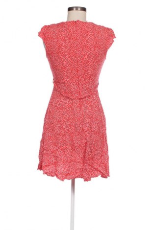 Kleid Billie Blooms, Größe M, Farbe Rot, Preis 23,99 €