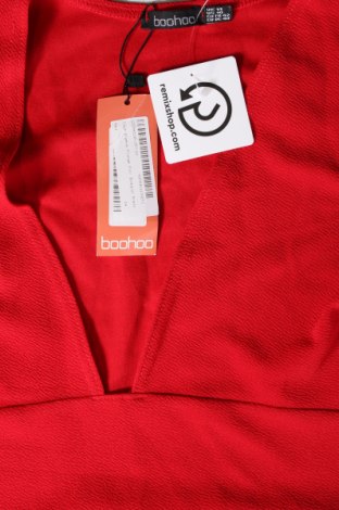 Kleid Boohoo, Größe M, Farbe Rot, Preis 21,49 €