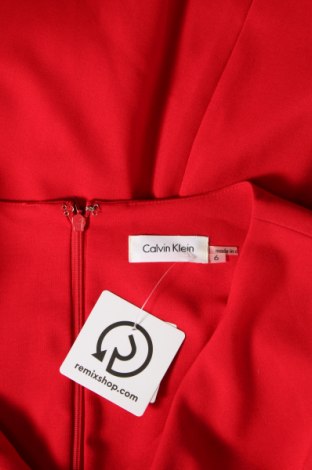 Рокля Calvin Klein, Размер M, Цвят Червен, Цена 123,00 лв.