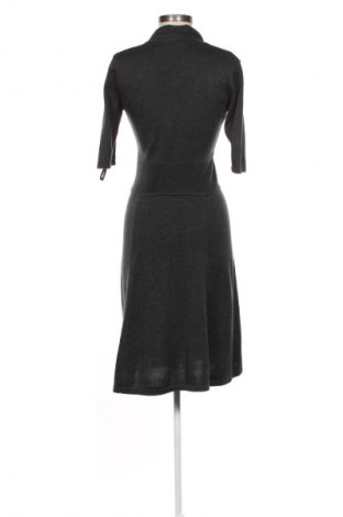 Kleid Calvin Klein, Größe S, Farbe Grau, Preis € 30,99