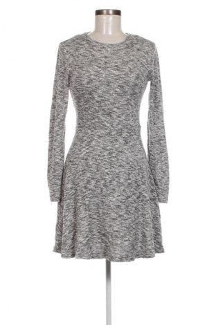 Rochie Clockhouse, Mărime M, Culoare Gri, Preț 28,99 Lei