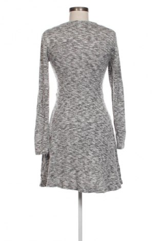 Kleid Clockhouse, Größe M, Farbe Grau, Preis € 5,49