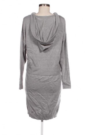 Kleid Edc By Esprit, Größe L, Farbe Grau, Preis € 15,99