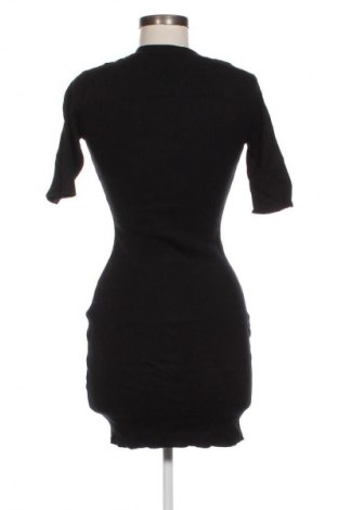 Rochie Guess, Mărime XS, Culoare Negru, Preț 126,99 Lei