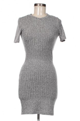 Kleid H&M Divided, Größe M, Farbe Grau, Preis 9,49 €