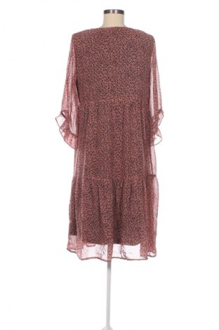 Kleid Kaffe, Größe M, Farbe Aschrosa, Preis 15,99 €