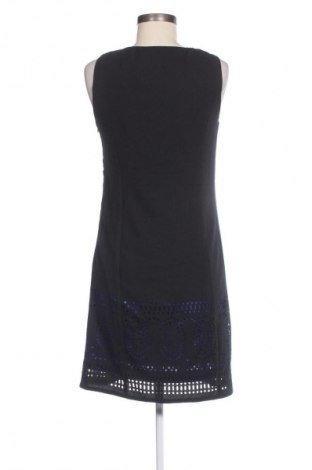 Kleid Lola & Liza, Größe S, Farbe Schwarz, Preis 15,99 €