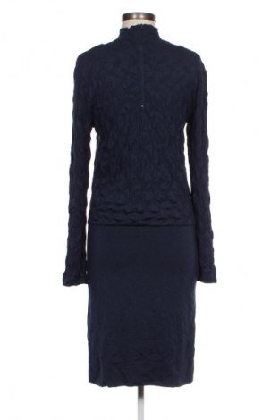 Kleid Minus, Größe M, Farbe Blau, Preis € 17,49