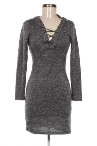 Kleid ONLY, Größe S, Farbe Grau, Preis € 7,99