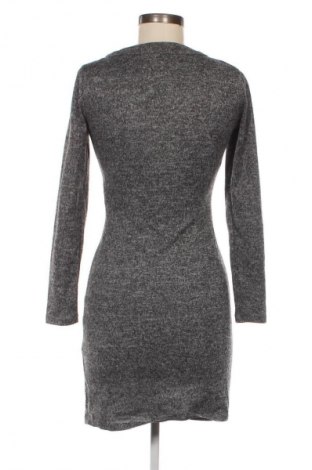 Kleid ONLY, Größe S, Farbe Grau, Preis € 7,99