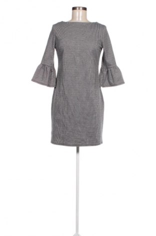 Kleid Oodji, Größe M, Farbe Grau, Preis 8,49 €