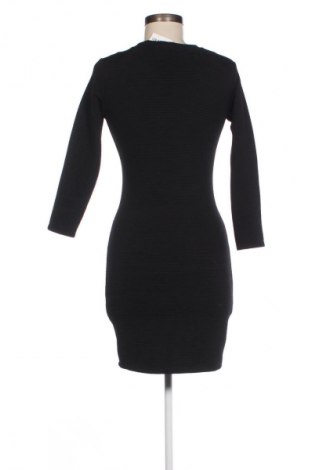 Kleid Pull&Bear, Größe M, Farbe Schwarz, Preis 20,49 €