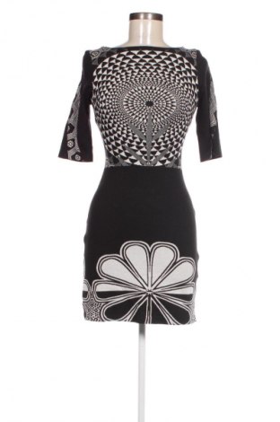 Rochie Rinascimento, Mărime S, Culoare Negru, Preț 94,99 Lei