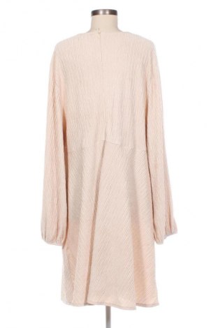 Kleid SHEIN, Größe 4XL, Farbe Beige, Preis € 16,99