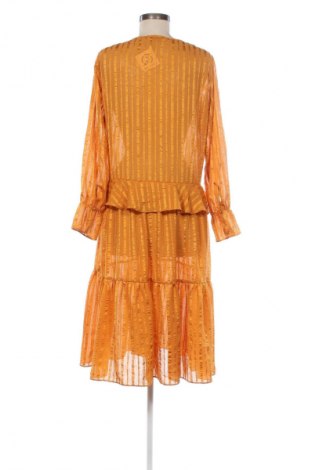 Kleid Second Female, Größe M, Farbe Orange, Preis 28,99 €