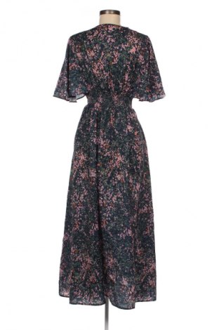 Kleid Sisters Point, Größe S, Farbe Mehrfarbig, Preis 23,99 €