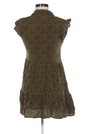 Kleid Stradivarius, Größe M, Farbe Mehrfarbig, Preis 14,99 €