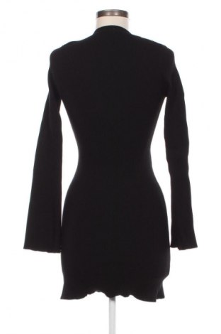 Rochie Stradivarius, Mărime S, Culoare Negru, Preț 40,99 Lei