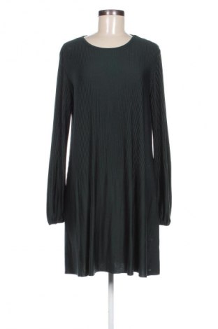 Kleid Stradivarius, Größe L, Farbe Grün, Preis € 9,49